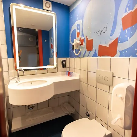 Ibis Styles 4*