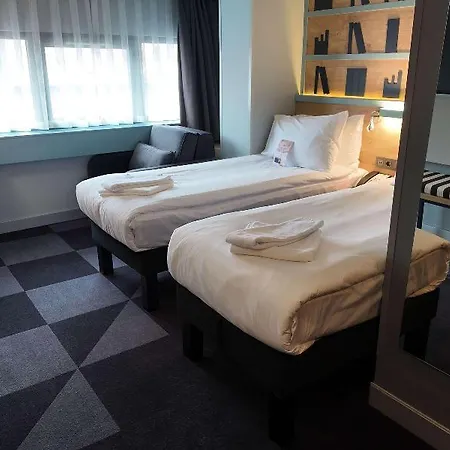 Ibis Styles 4*